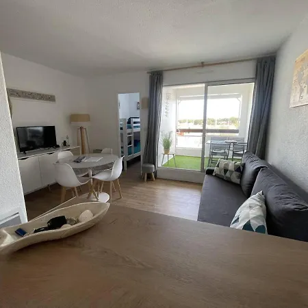 Moderne, Parking, Proche Et Port - Fr-1-723-95 Apartament